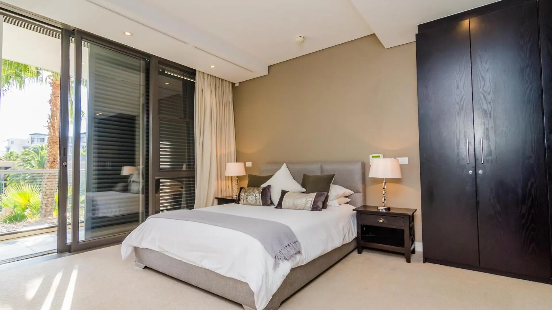 Mountain Marina Luxury Apartments Kapstadt 0*,