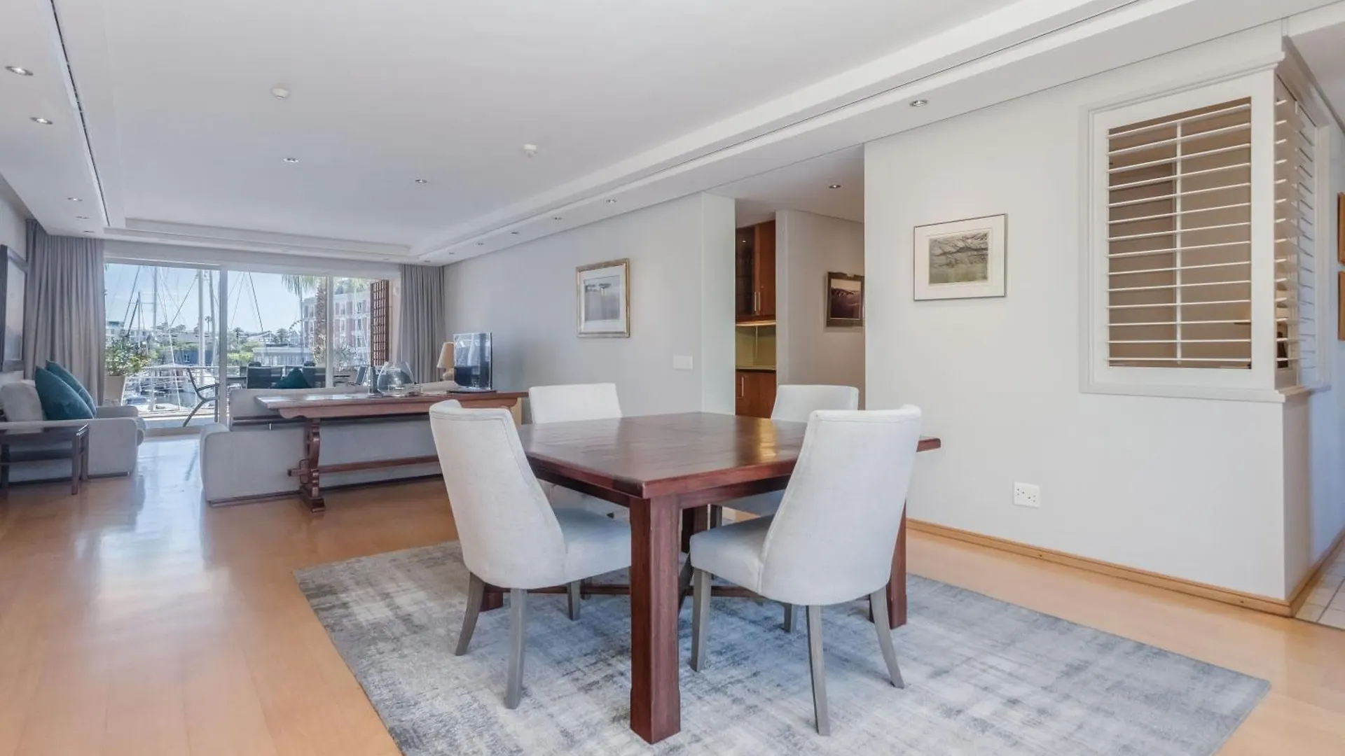 Mountain Marina Luxury Apartments Cape Town