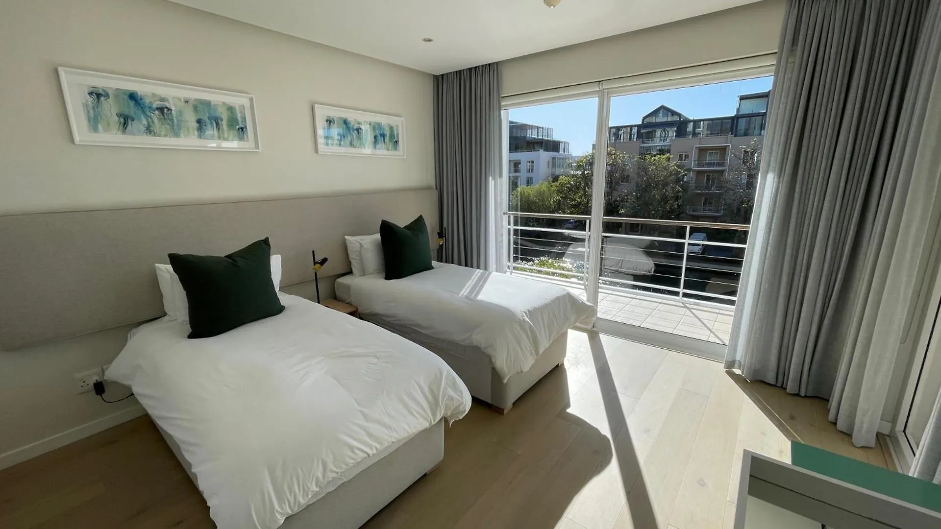 Mountain Marina Luxury Apartments Cape Town