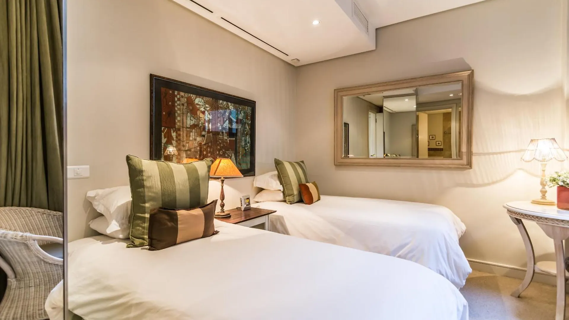 Mountain Marina Luxury Apartments Cape Town