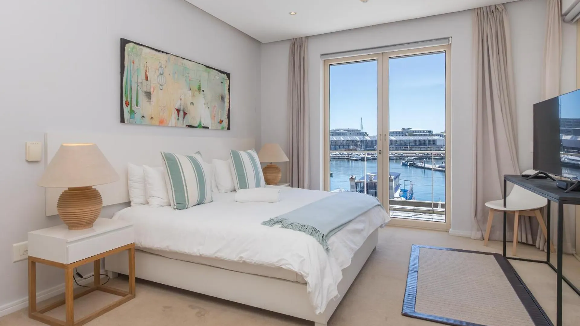 Mountain Marina Luxury Apartments Cape Town