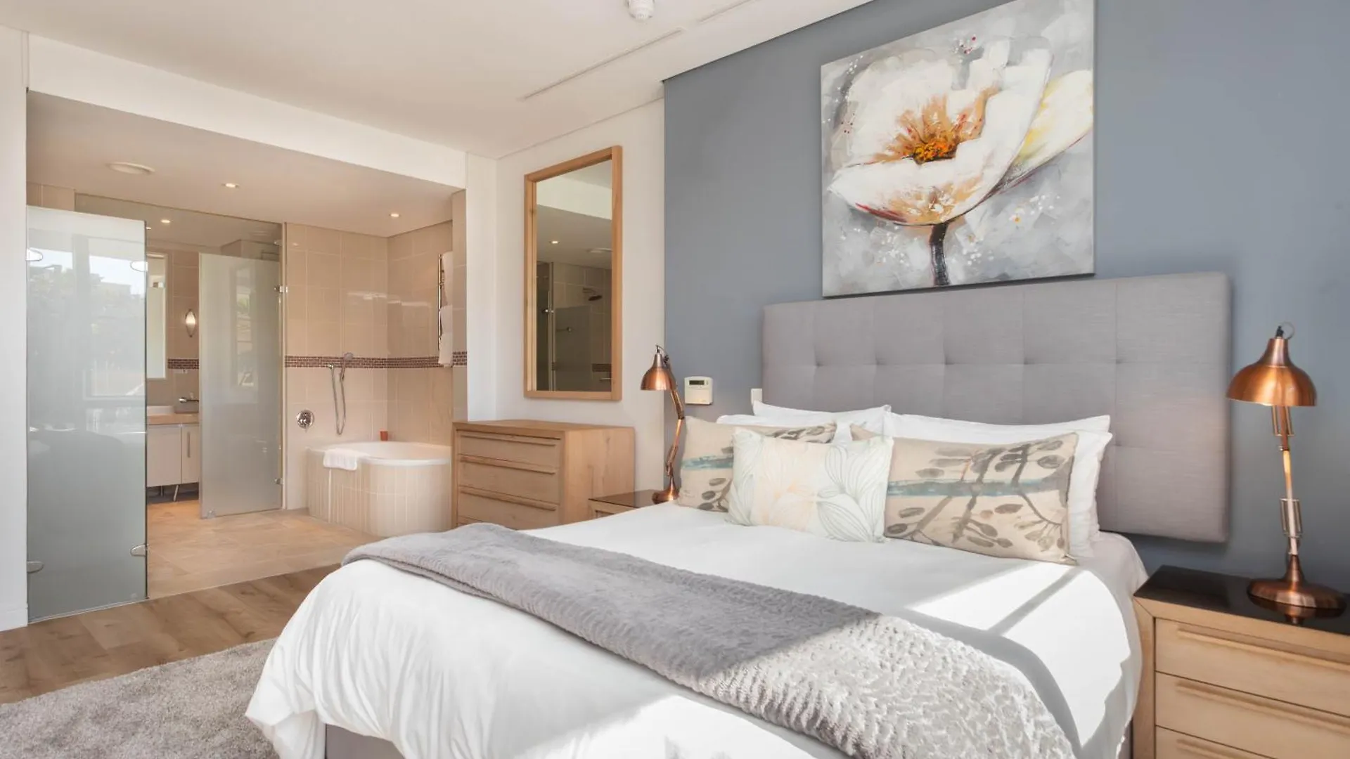 Mountain Marina Luxury Apartments Cape Town